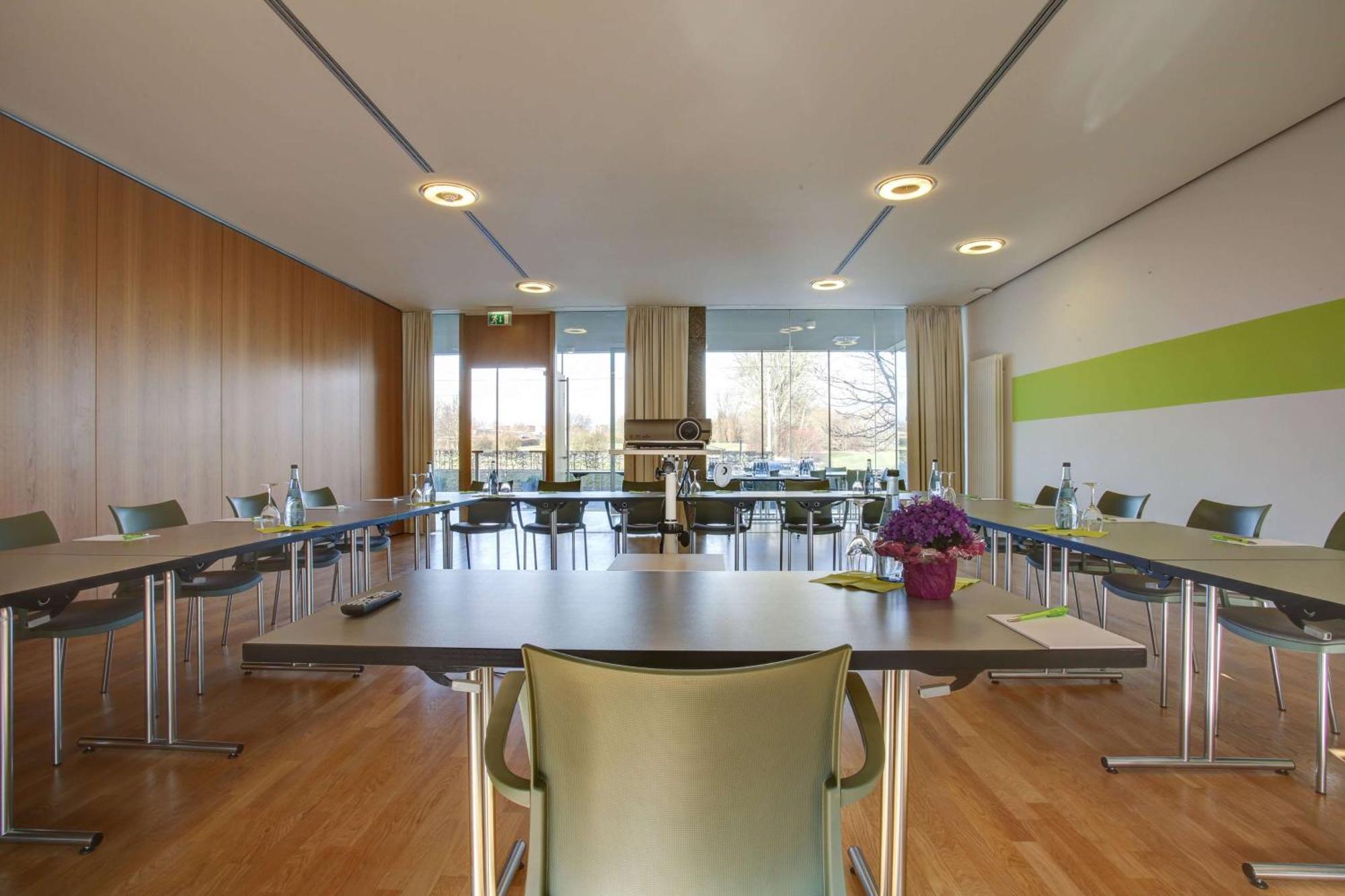 Centro Park Stuttgart, Trademark Collection By Wyndham Hotel